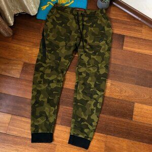 Nike Tech Fleece Sweatpants